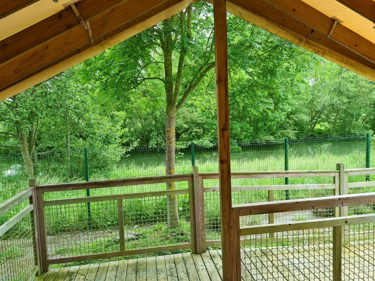 Resort & Camping - Val De Braye Bessé-sur-Braye Eksteriør billede
